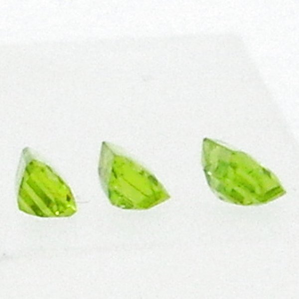 画像7: ペリドット 約6×4mm 8月誕生石