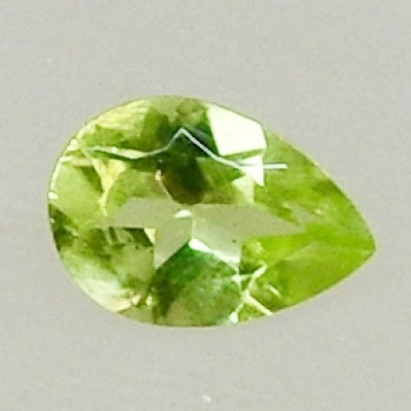 画像6: ◎値下げ◎ペリドット ペアシェイプ 約7.2×5mm 0.72ct 8月誕生石