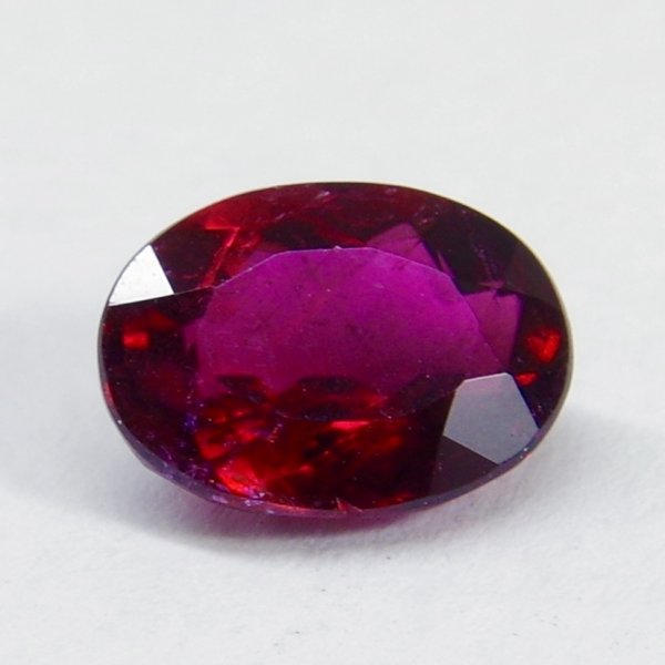 画像11: ルベライト 約8.9×6.6×厚み4.3mm