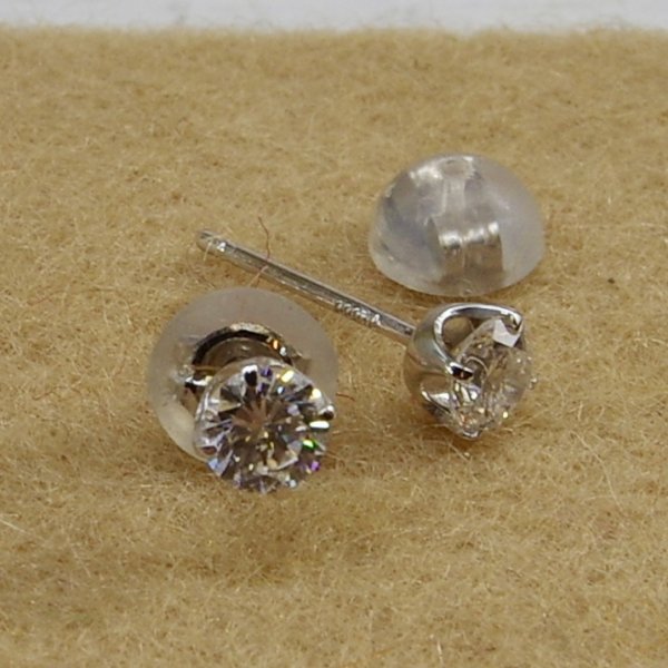 画像3: Pt900 ダイヤモンドピアス  ４月誕生石