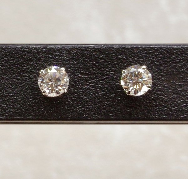 画像7: Pt900 ダイヤモンドピアス  ４月誕生石