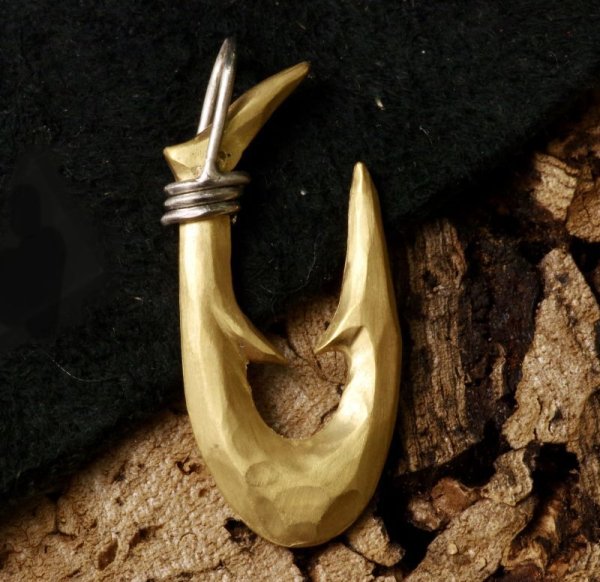 画像12: Pt900/K18 縄文釣り針 大 ペンダント