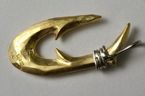 画像10: Pt900/K18 縄文釣り針 大 ペンダント