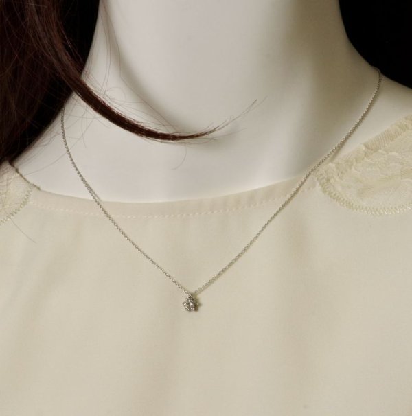 画像4: K18WG フラワーダイヤモンドペンダントネックレス02