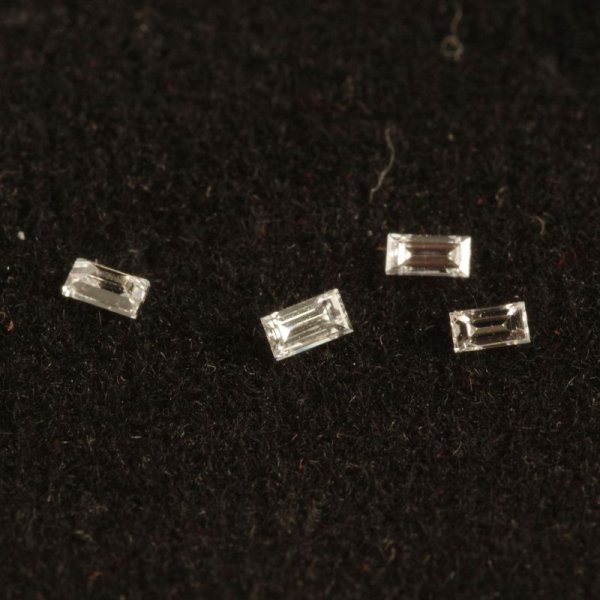 画像2:  バゲットダイヤモンド 0.017-0.038ct ４月誕生石