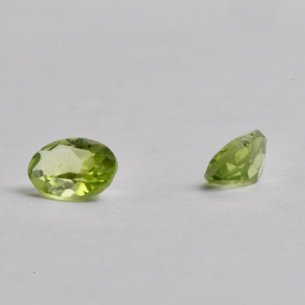 画像4:  ペリドット 約5×7mm 平均0.826ct 8月誕生石