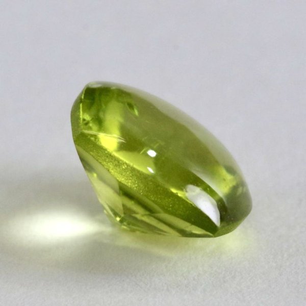 画像4: ペリドット　約8×8×厚み5mm　8月誕生石