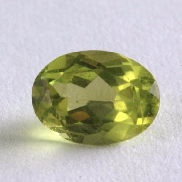画像4: ペリドット オーバル　約5×6.9mm 0.84ct　8月誕生石