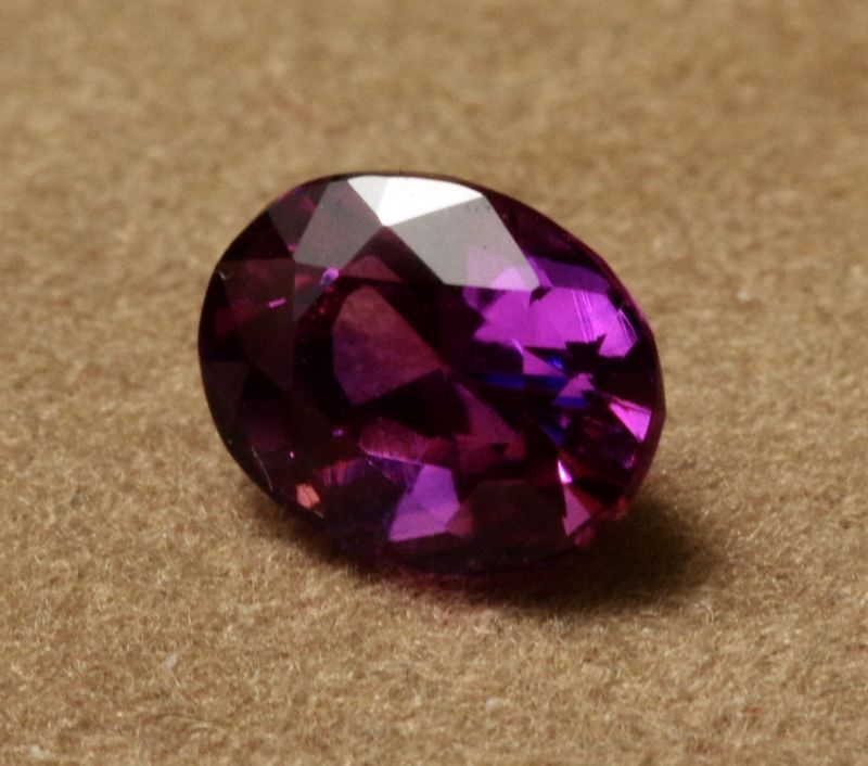 ソーティング付き】パープルサファイア 0.807ct ◇ルビー通販 ベル ソーティング付き】パープルサファイア 0.807ct ◇ルビー通販 ベル