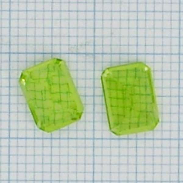 画像9: ペリドット　約8×6mm　8月誕生石 (9)