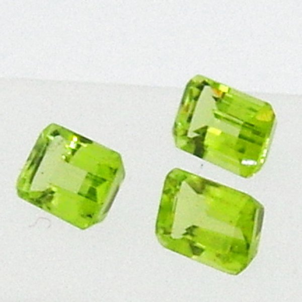 画像5: ペリドット　約6×4mm　8月誕生石 (5)