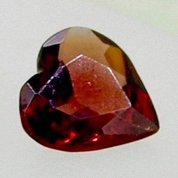画像10: ハートガーネット 約8×8×厚み3.6mm 1月誕生石 (10)