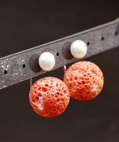 画像4: チタン&ステンレス　す玉サンゴ　淡水パール2wayピアス (4)