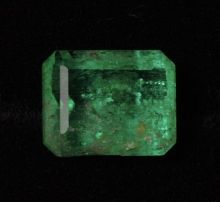 2】エメラルド原石(パキスタン産) 9.244ct 5月誕生石 - ルビー