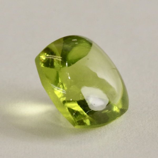 画像5: ペリドット　約8×8×厚み5mm　8月誕生石 (5)
