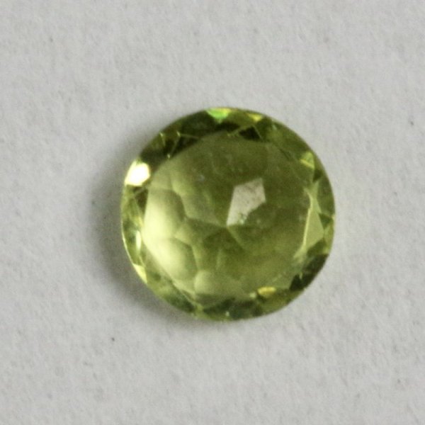 画像3: ペリドット 直径約3.9-4×t2.5mm 0.27ct 8月誕生石 (3)