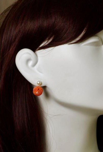 画像12: チタン&ステンレス　す玉サンゴ　淡水パール2wayピアス (12)