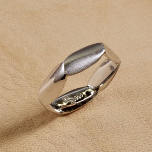 画像2: Pt900ヘキサゴンリング (2)