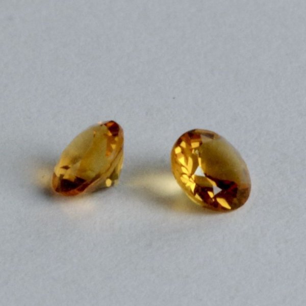 画像2: ○当店蔵出し品○ シトリン　ラウンド　φ約4mm 平均0.21ct (2)