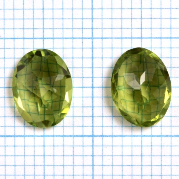 画像5: ○当店蔵出し品○ ペリドット 約8×6mm 1.17-1,20ct 8月誕生石 (5)