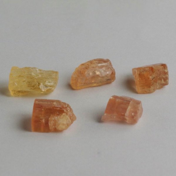 画像4: 【送料無料】インペリアルトパーズ原石 11月誕生石 (4)