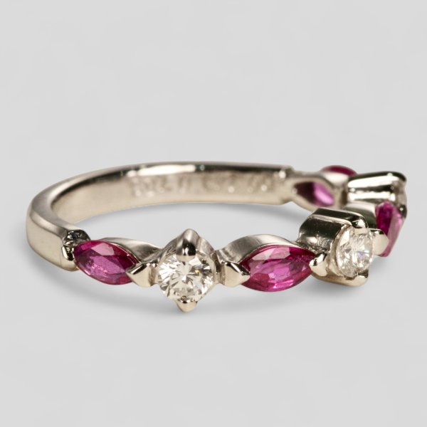 画像3: Pt900マーキスルビー、ダイヤ入りファッションリング (3)