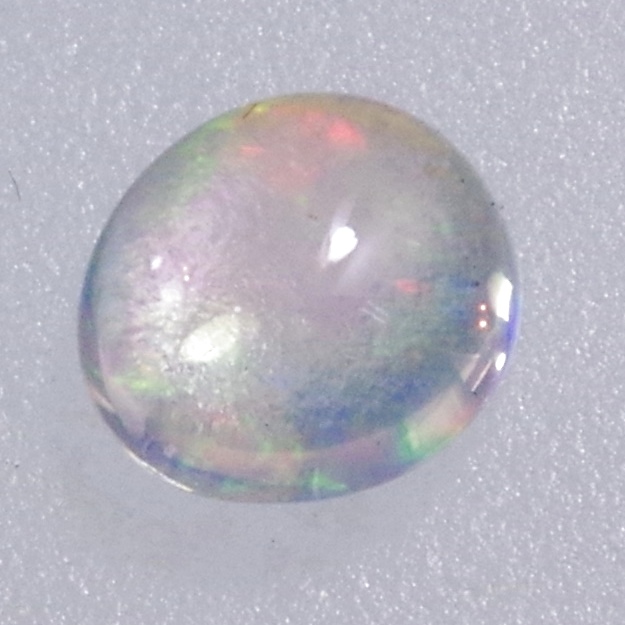 メキシコオパール(ウォーターオパール)　0.941ct 約7×6.5×厚み4mm