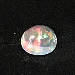 メキシコオパール(ウォーターオパール) 0.941ct 約7×6.5×厚み4mm 