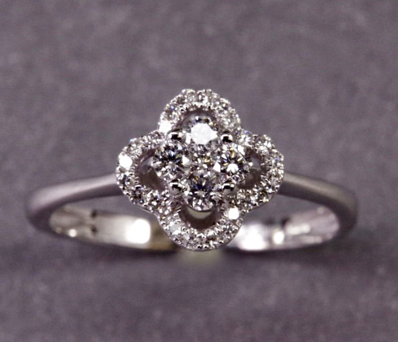 K18wgダイヤモンドフラワーリング0 32ct ルビー通販 ベルマックス