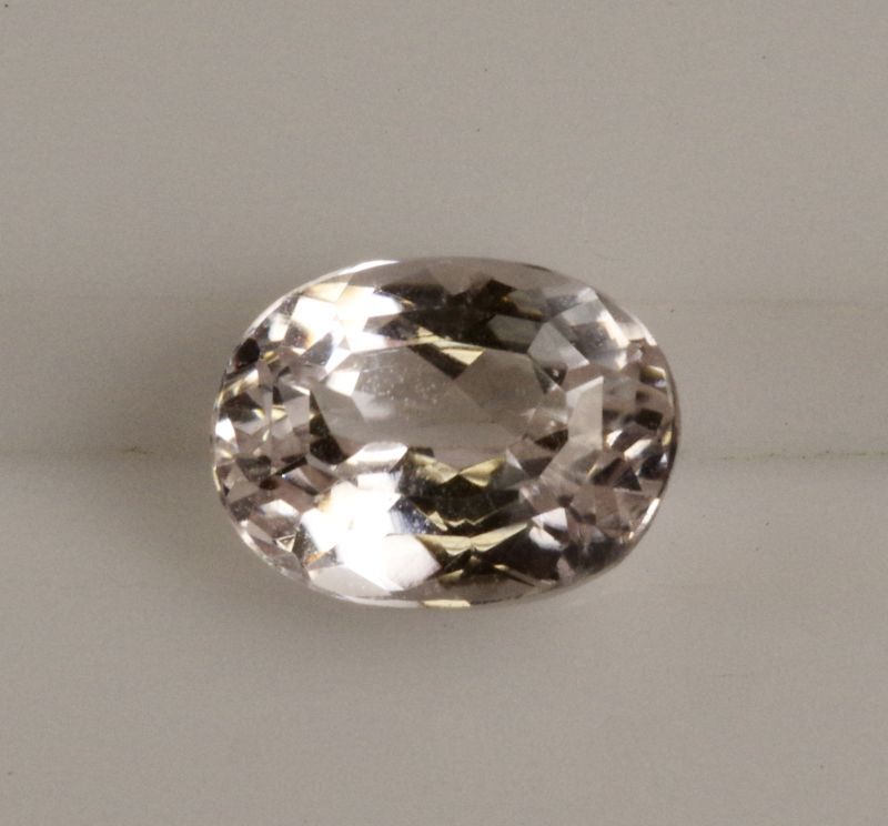 ワケあり！※ クンツァイト 約8.5×6.5×厚み5mm 2.056ct ◇ルビー通販