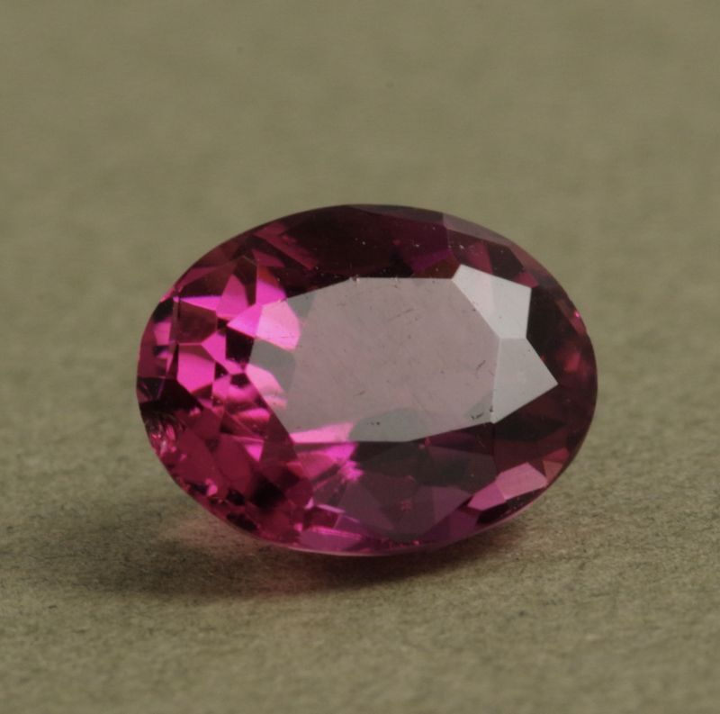 ピンクトルマリン 2.600ct 10月誕生石 - ルビー通販 ベルマックス