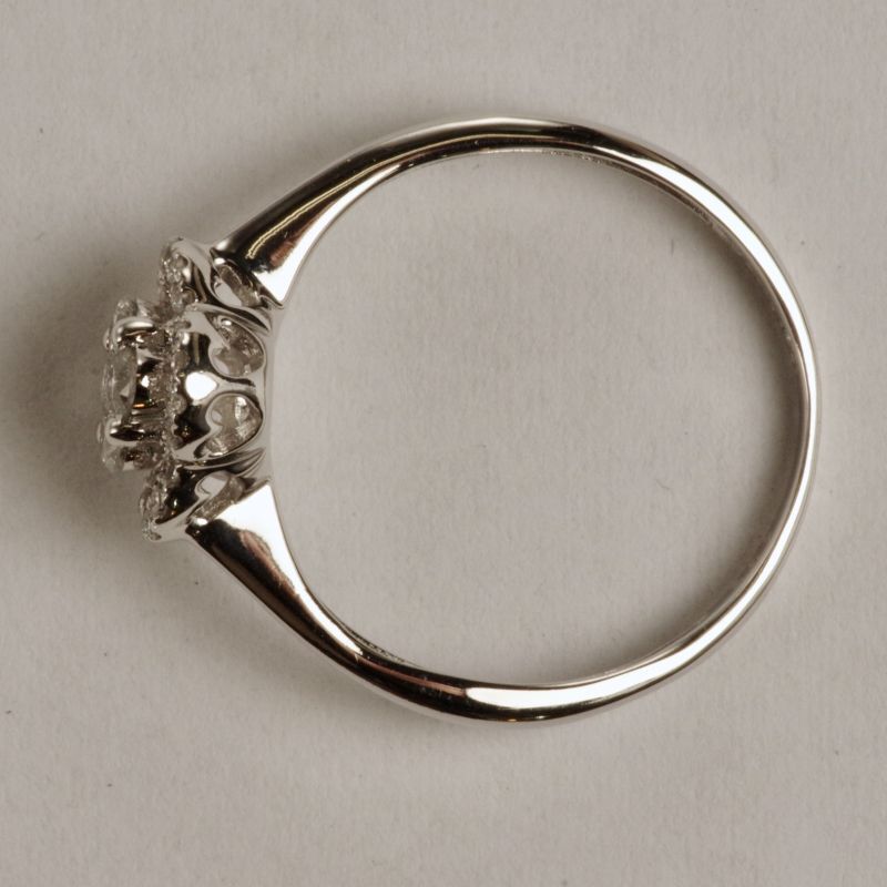 K18WGダイヤモンドフラワーリング0.32ct - ルビー通販 ベルマックス